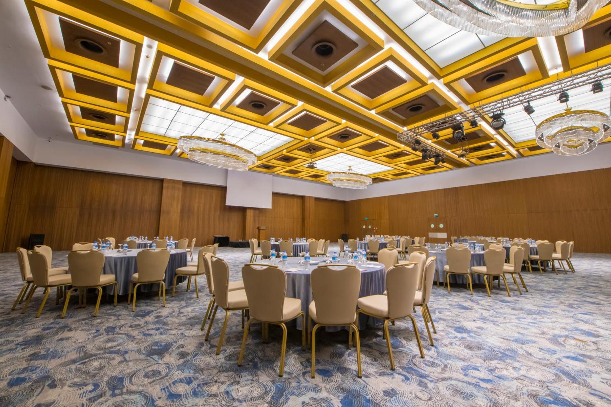 Crowne Plaza Kayseri By Ihg Buitenkant foto