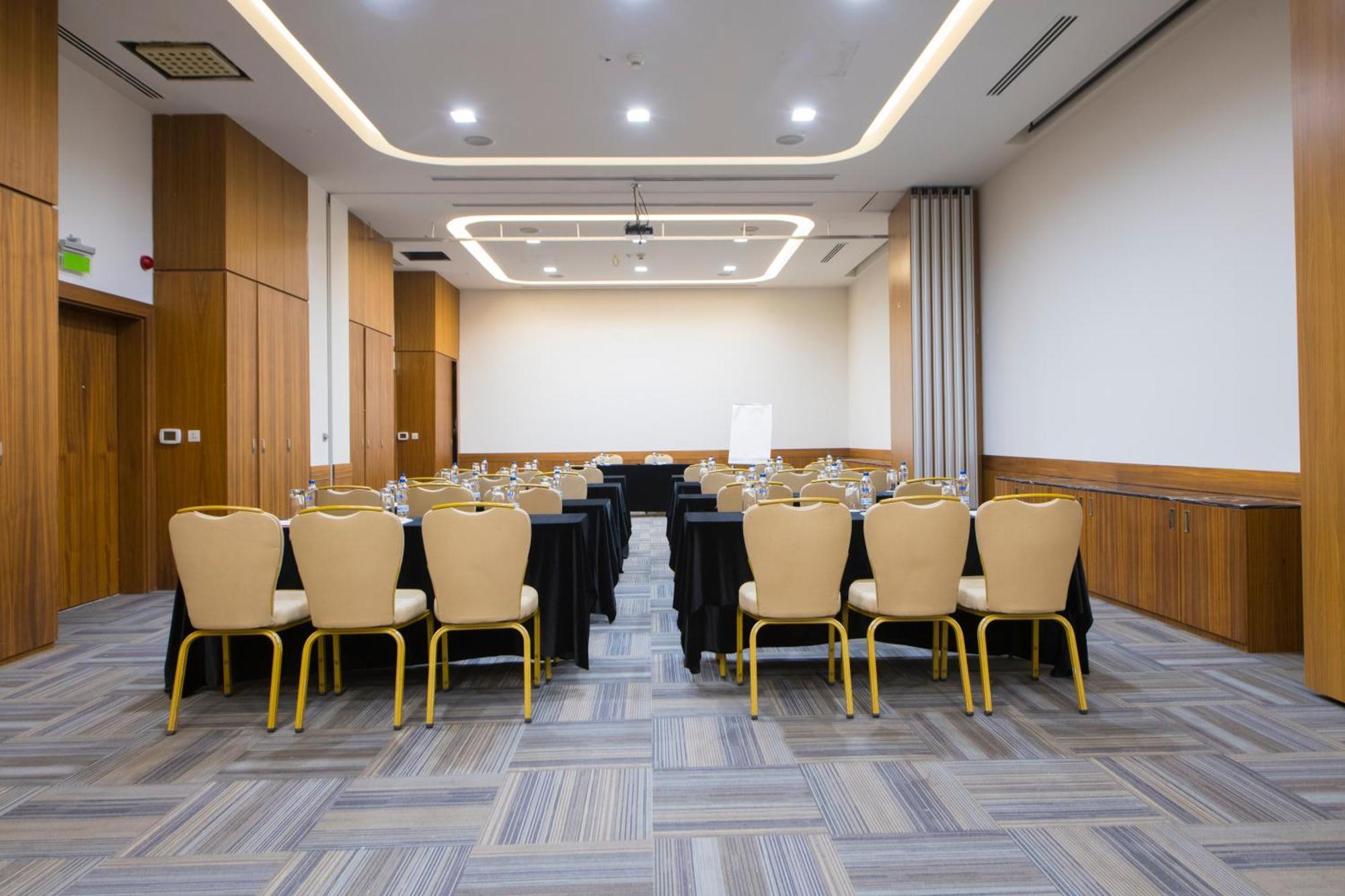Crowne Plaza Kayseri By Ihg Buitenkant foto