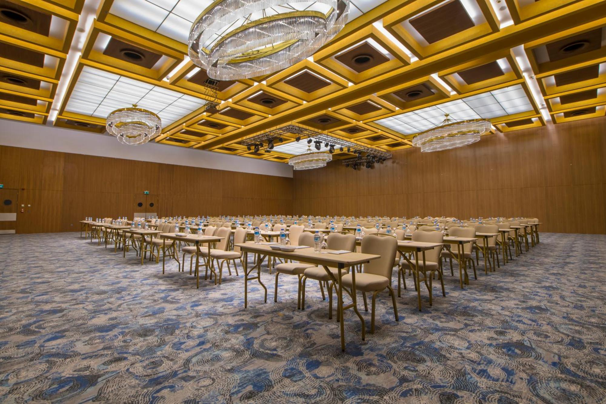 Crowne Plaza Kayseri By Ihg Buitenkant foto