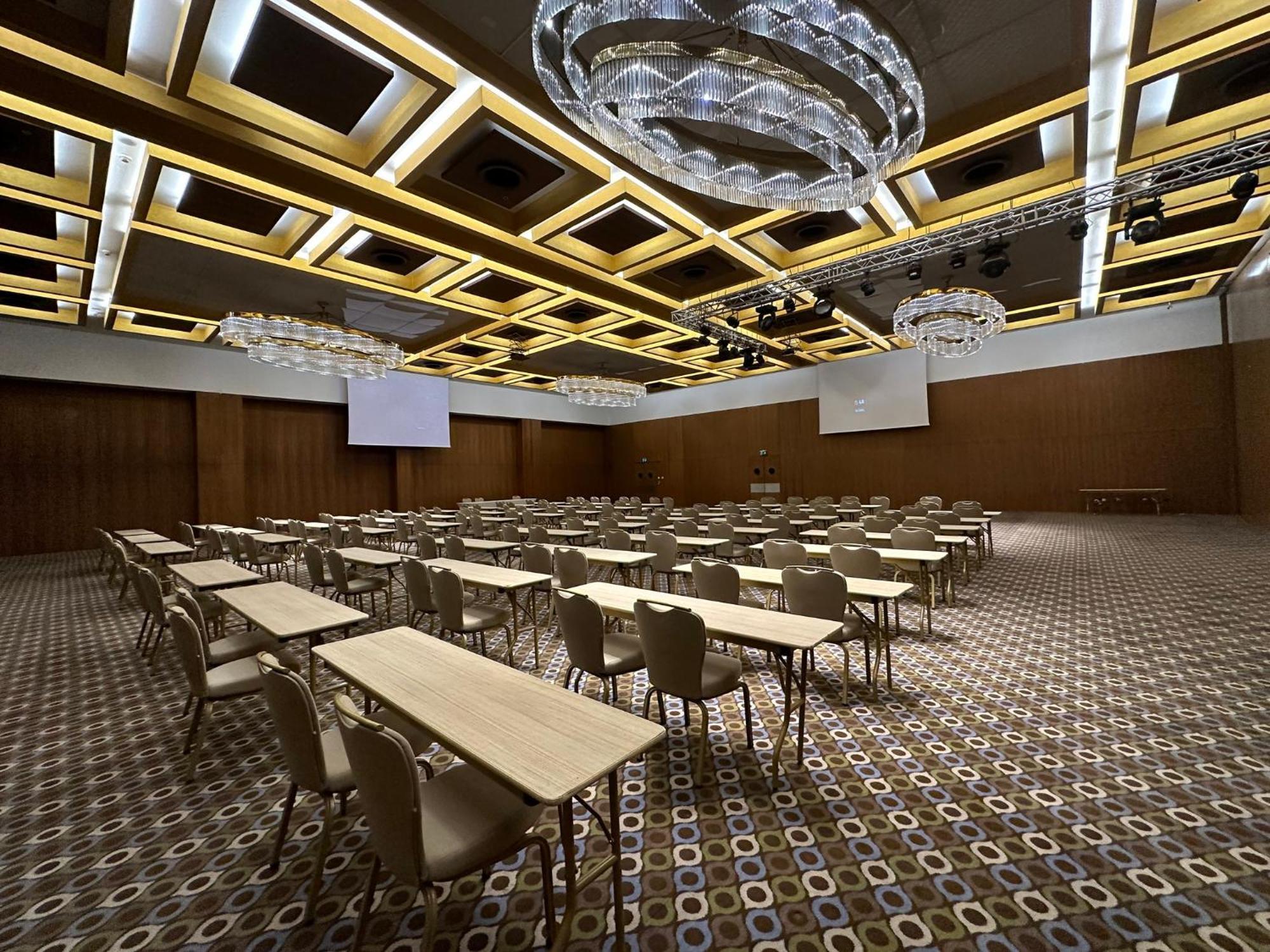 Crowne Plaza Kayseri By Ihg Buitenkant foto